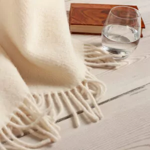 uldplaid i creme