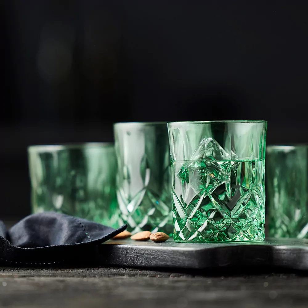 whiskyglas i grøn