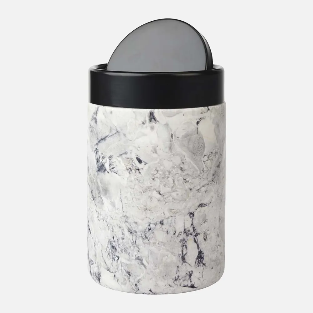 toiletspand i hvid marmor