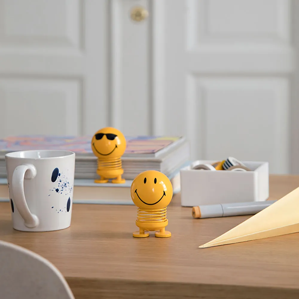 smiley hoptimister