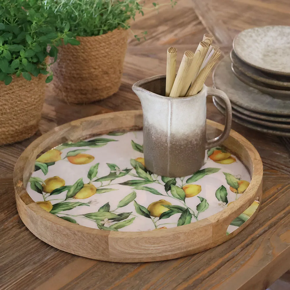 TOURS Bakke med citroner